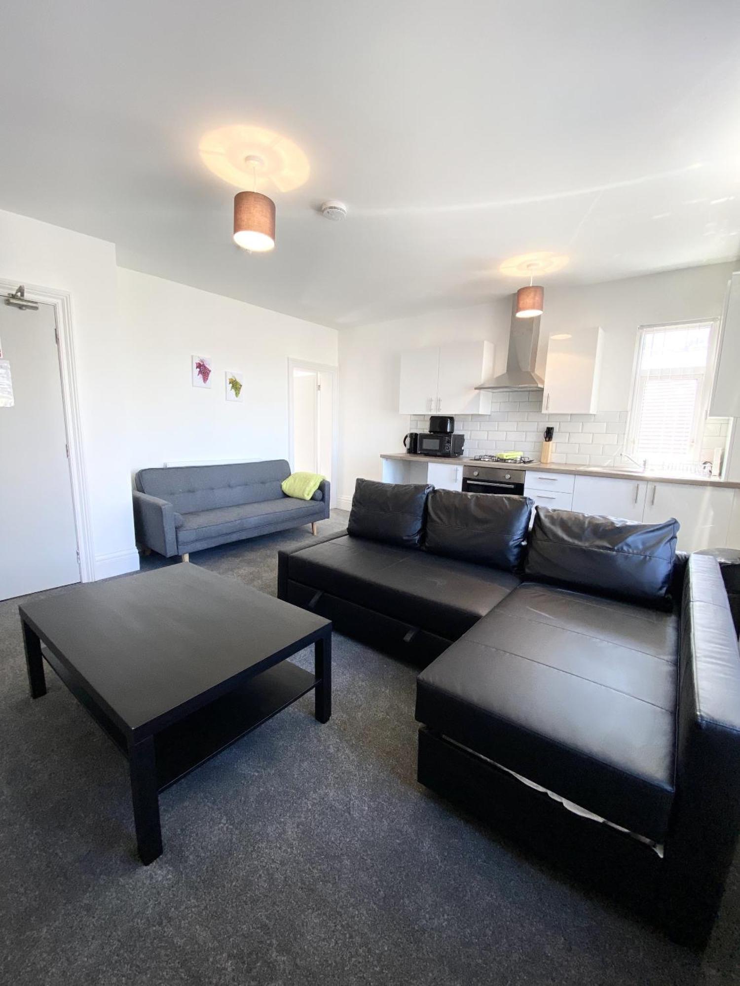 เชอร์รี่ พร็อพเพอร์ตี้ - ฮอร์นบี โร้ด Apartment แบล็คพูล ห้อง รูปภาพ