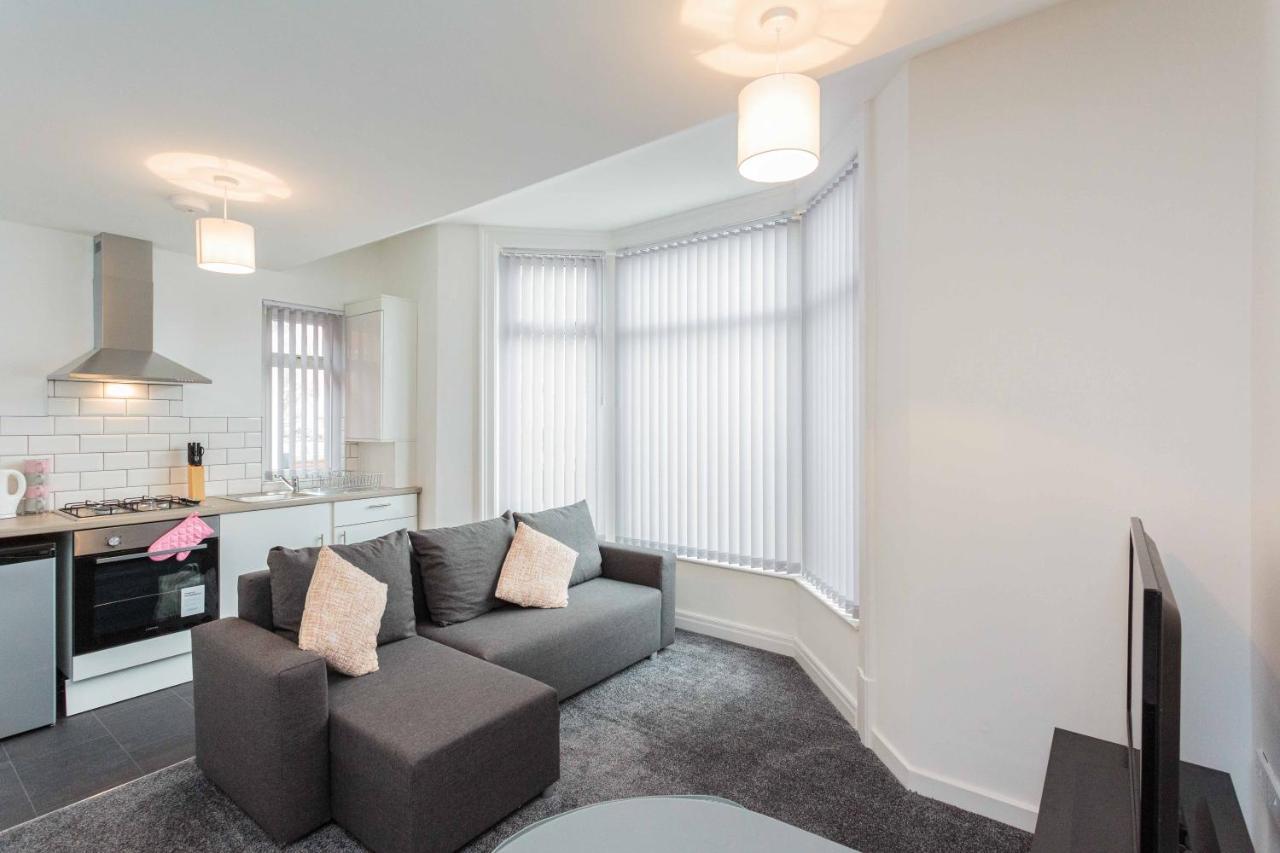เชอร์รี่ พร็อพเพอร์ตี้ - ฮอร์นบี โร้ด Apartment แบล็คพูล ภายนอก รูปภาพ